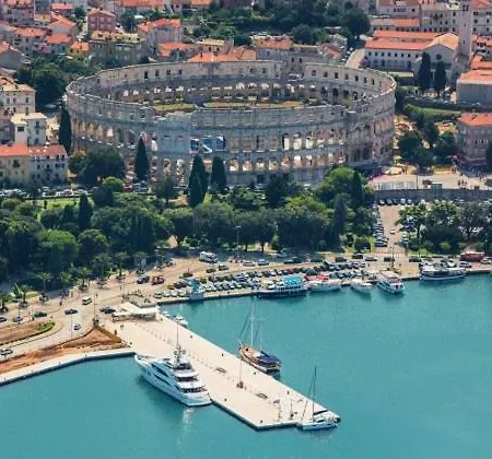 Appartement Center Apartments Bag, With Private Free Parking